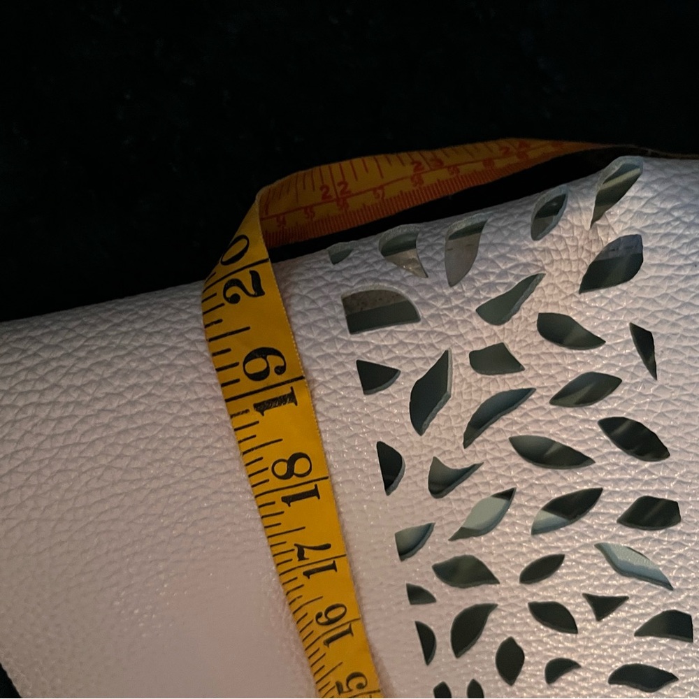 Elegant WhiteTote Bag Blue Inside - Picture 7 of 10